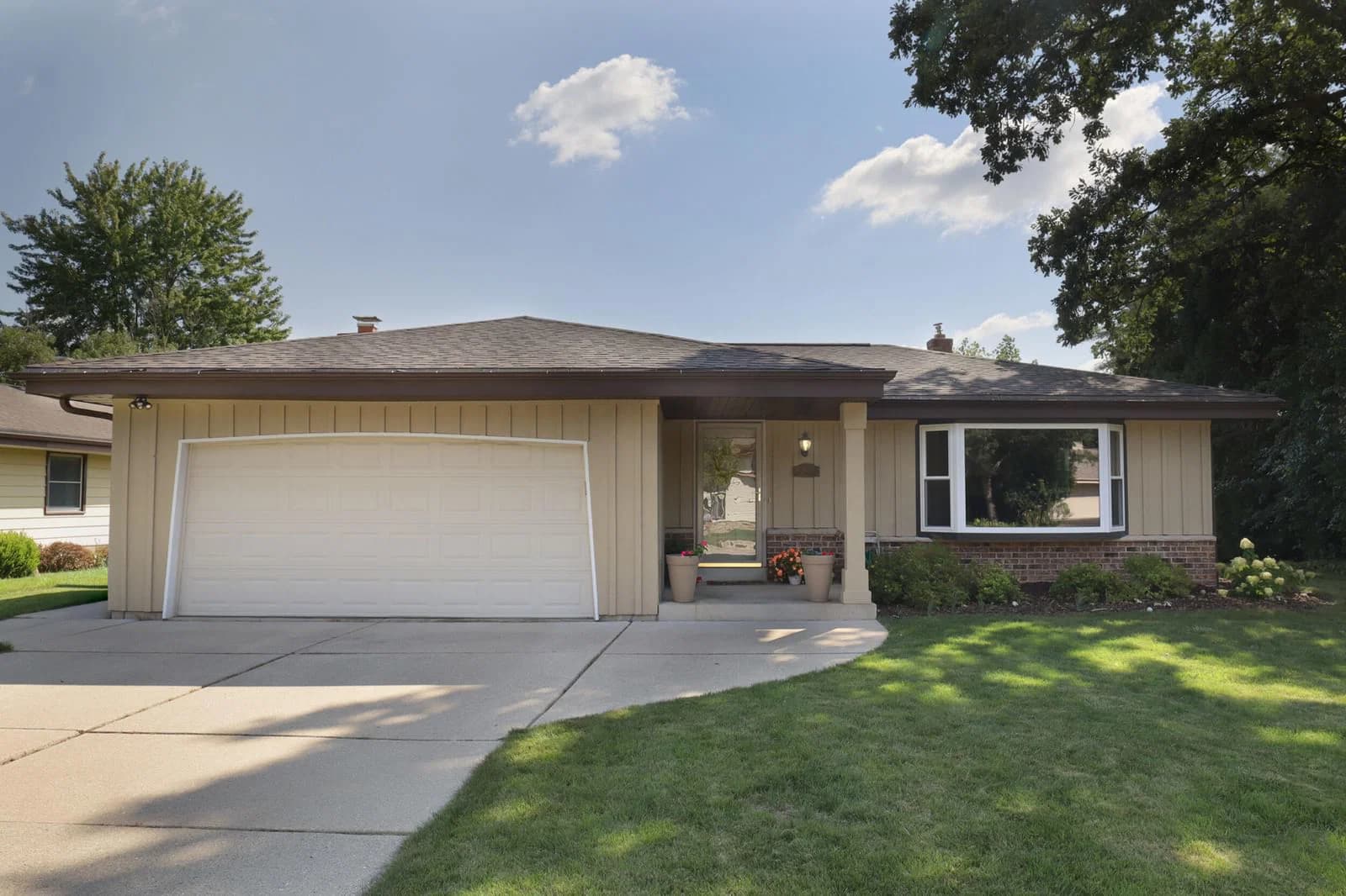 5000 65th, Greenfield, WI 53220