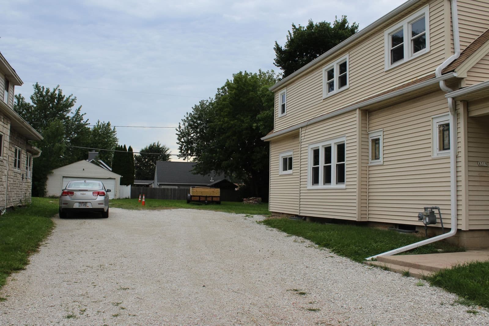 4319 Quincy 4