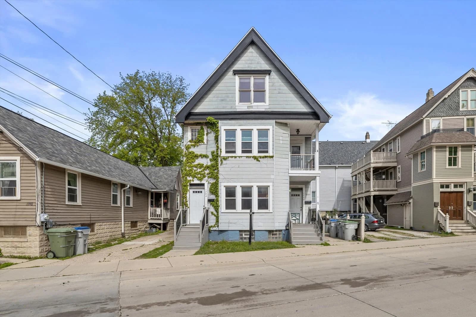 1742 Pulaski, Milwaukee, WI 53202