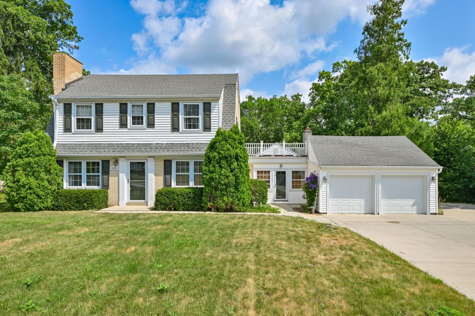 7620 Drexel, Franklin, WI 53132