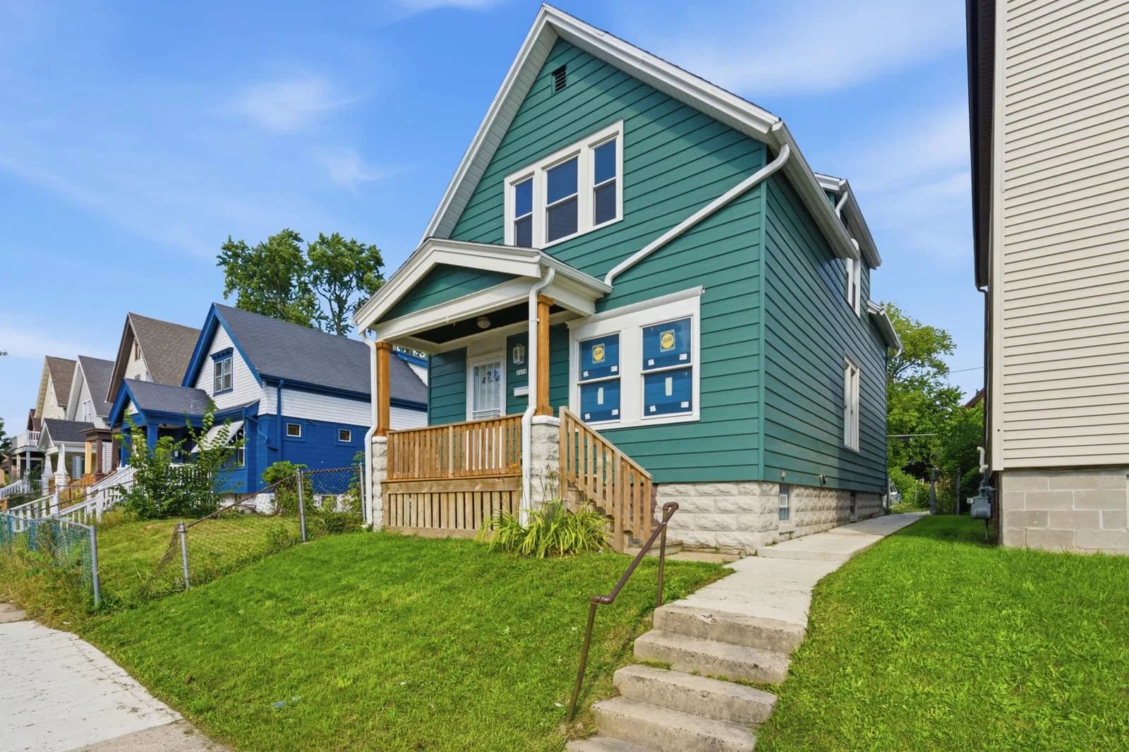 2618 24th, Milwaukee, WI 53206