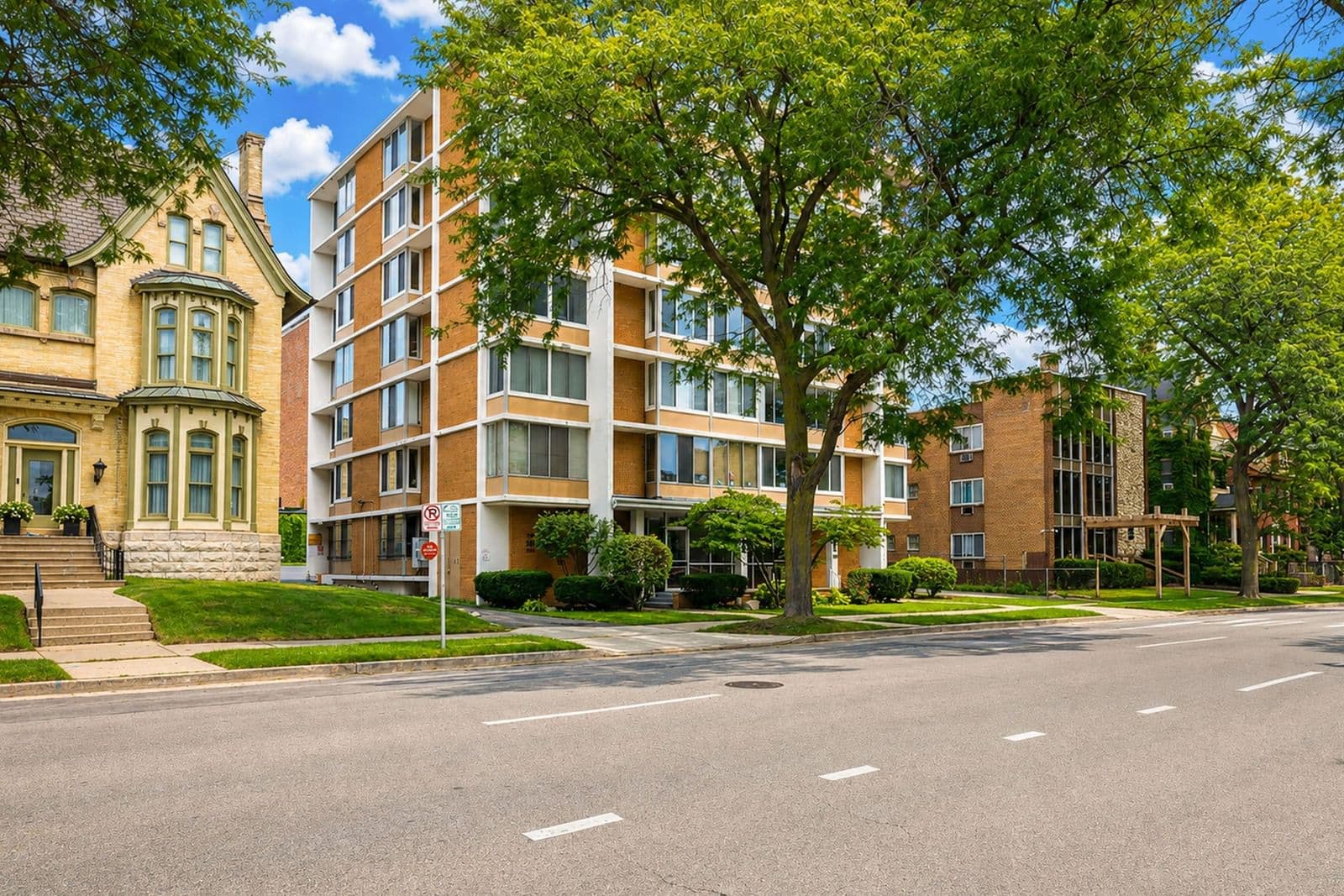 1409 Prospect, Milwaukee, WI 53202