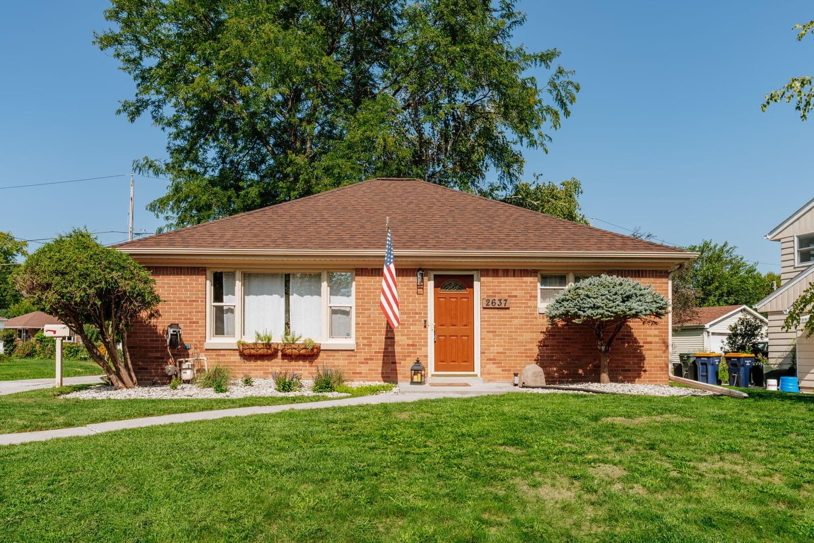 2637 86th, West Allis, WI 53227
