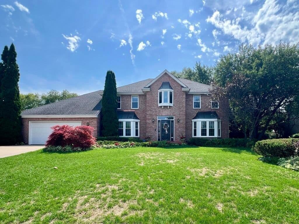 12231 White Oak, Greenfield, WI 53228