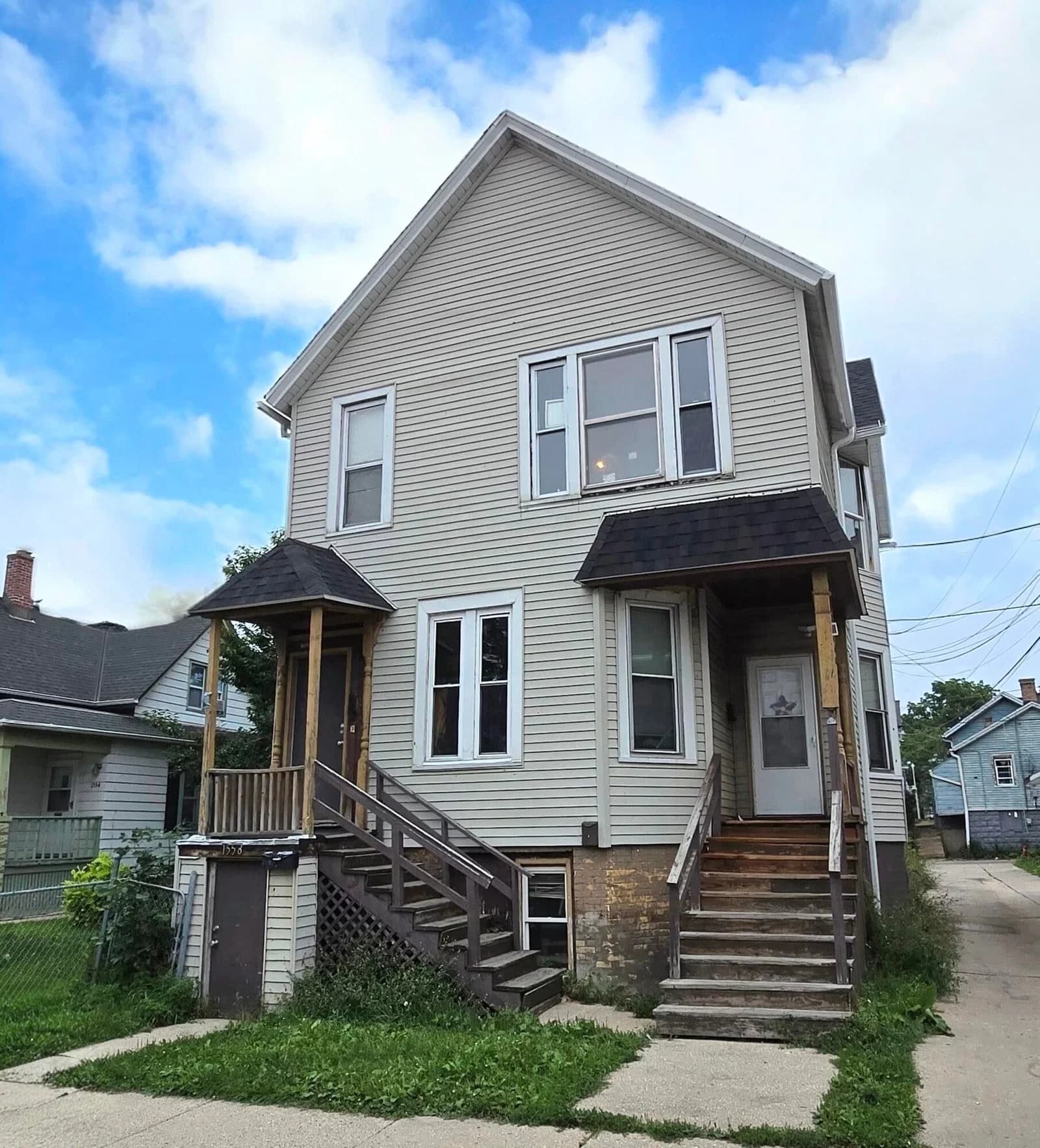 1558 13th, Milwaukee, WI 53204