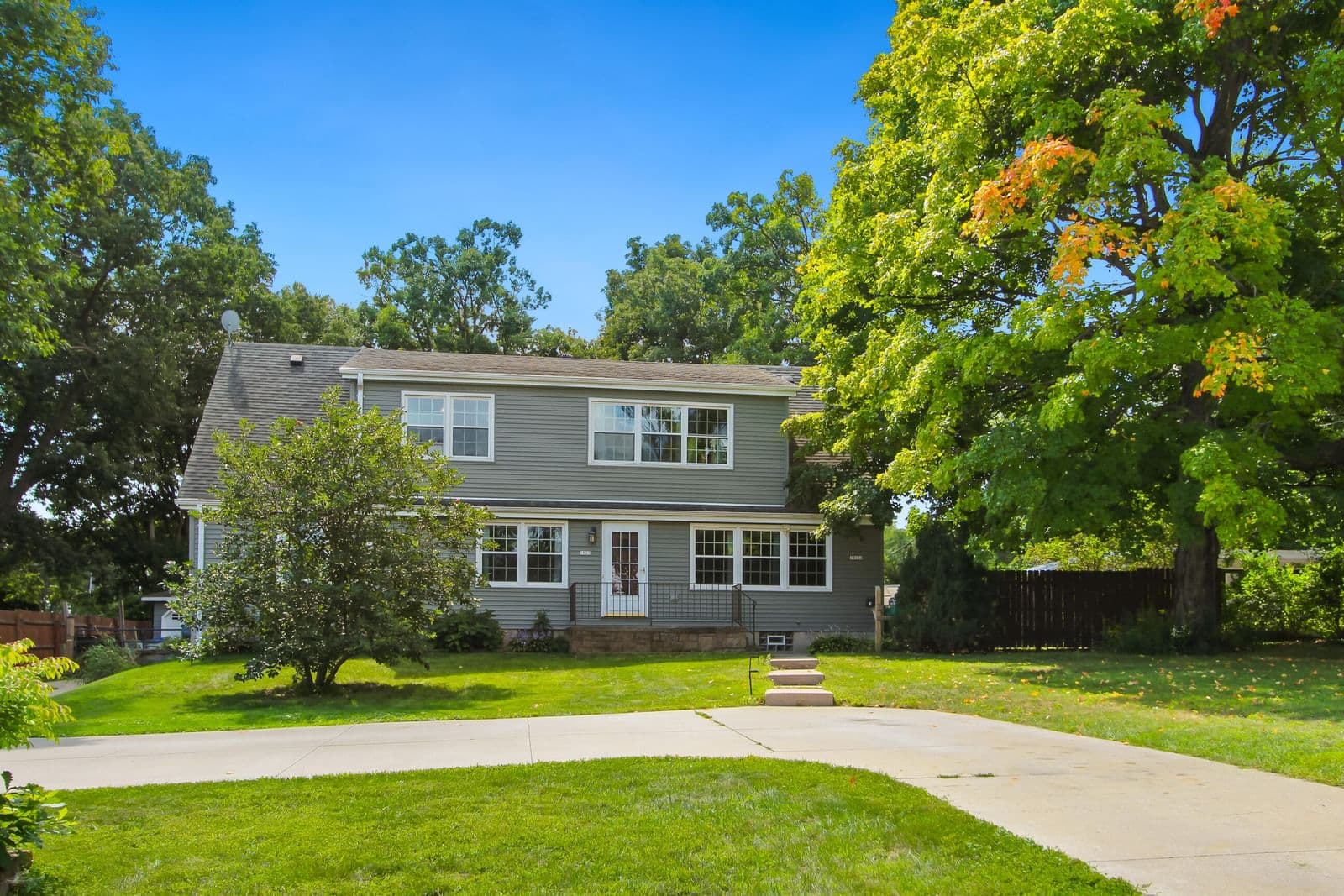 1823 Ramsey, Milwaukee, WI 53221
