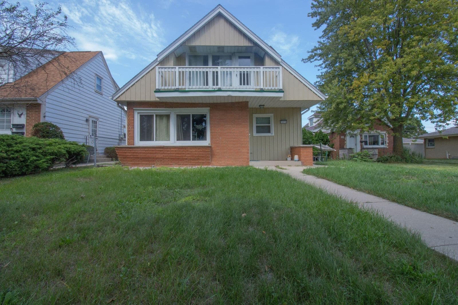 7810 Howard, Milwaukee, WI 53220