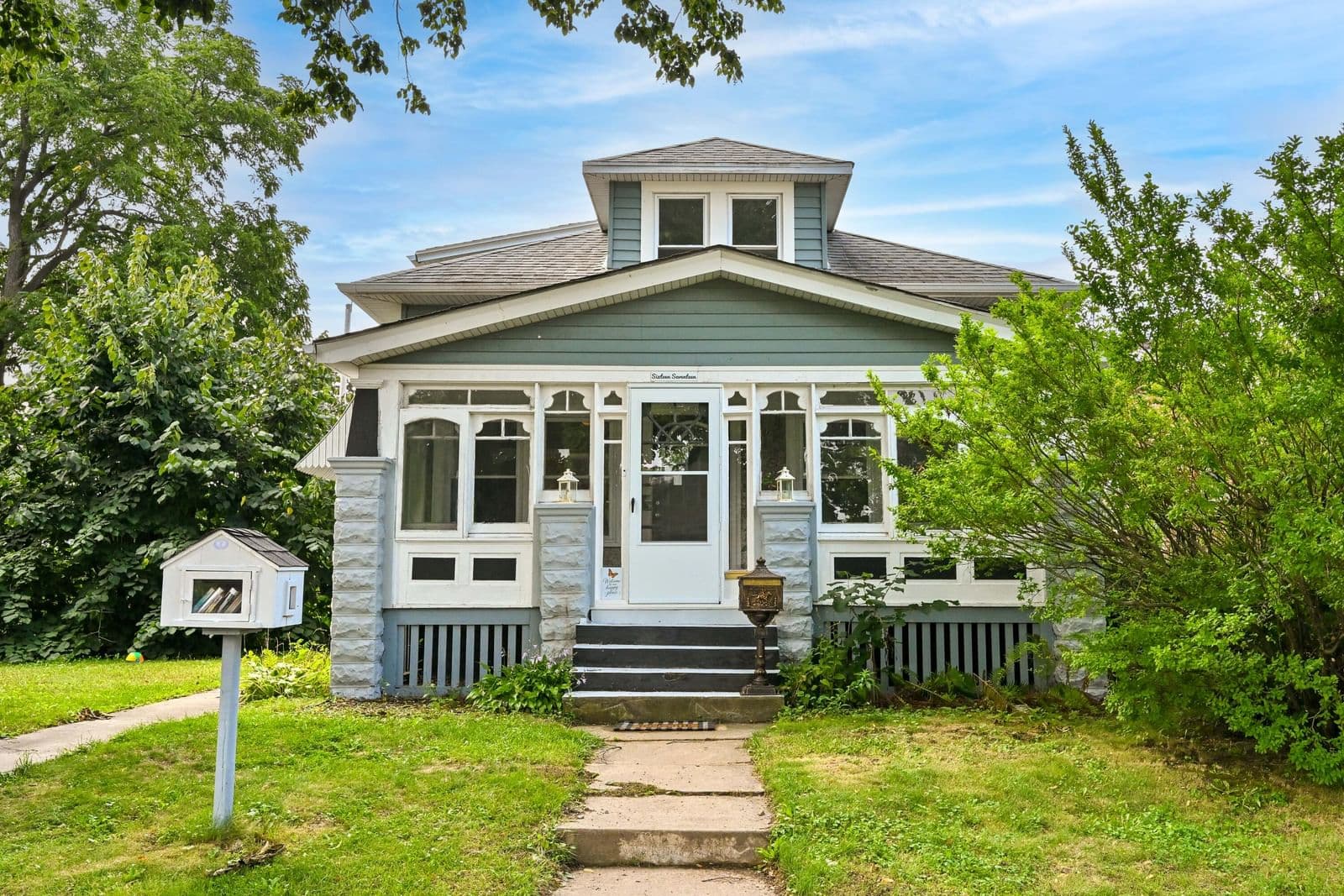 1617 Milwaukee, South Milwaukee, WI 53172