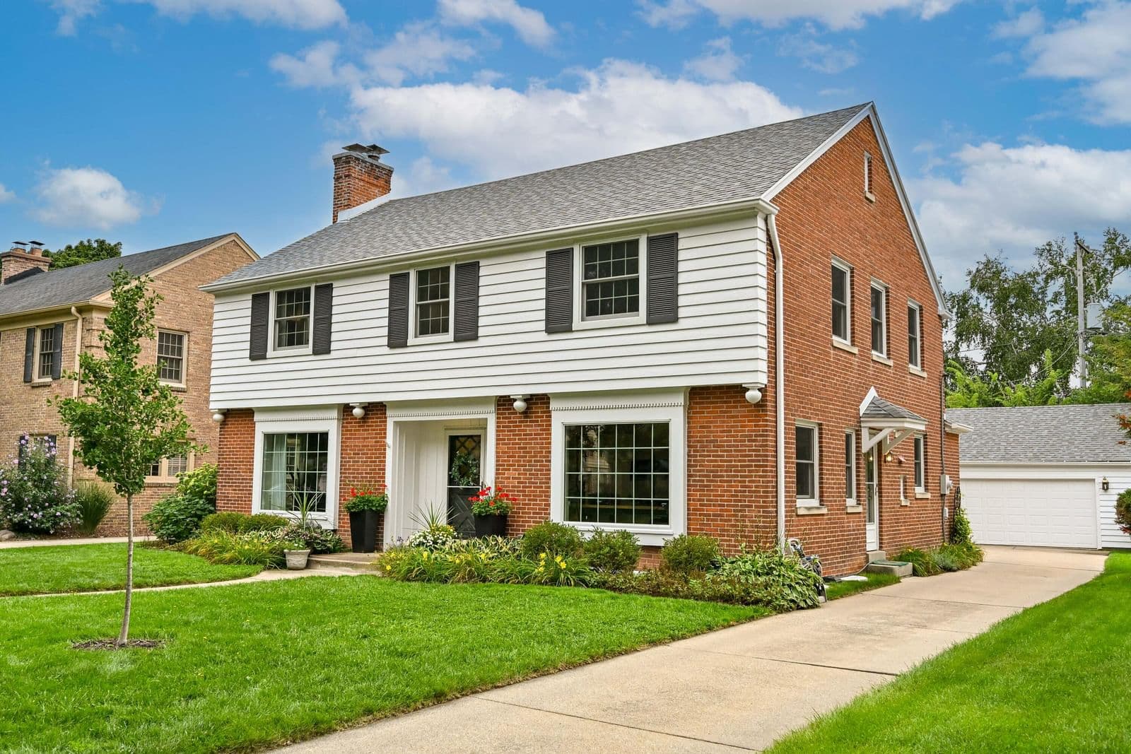 9519 Harding Blvd, Wauwatosa, WI 53226 2