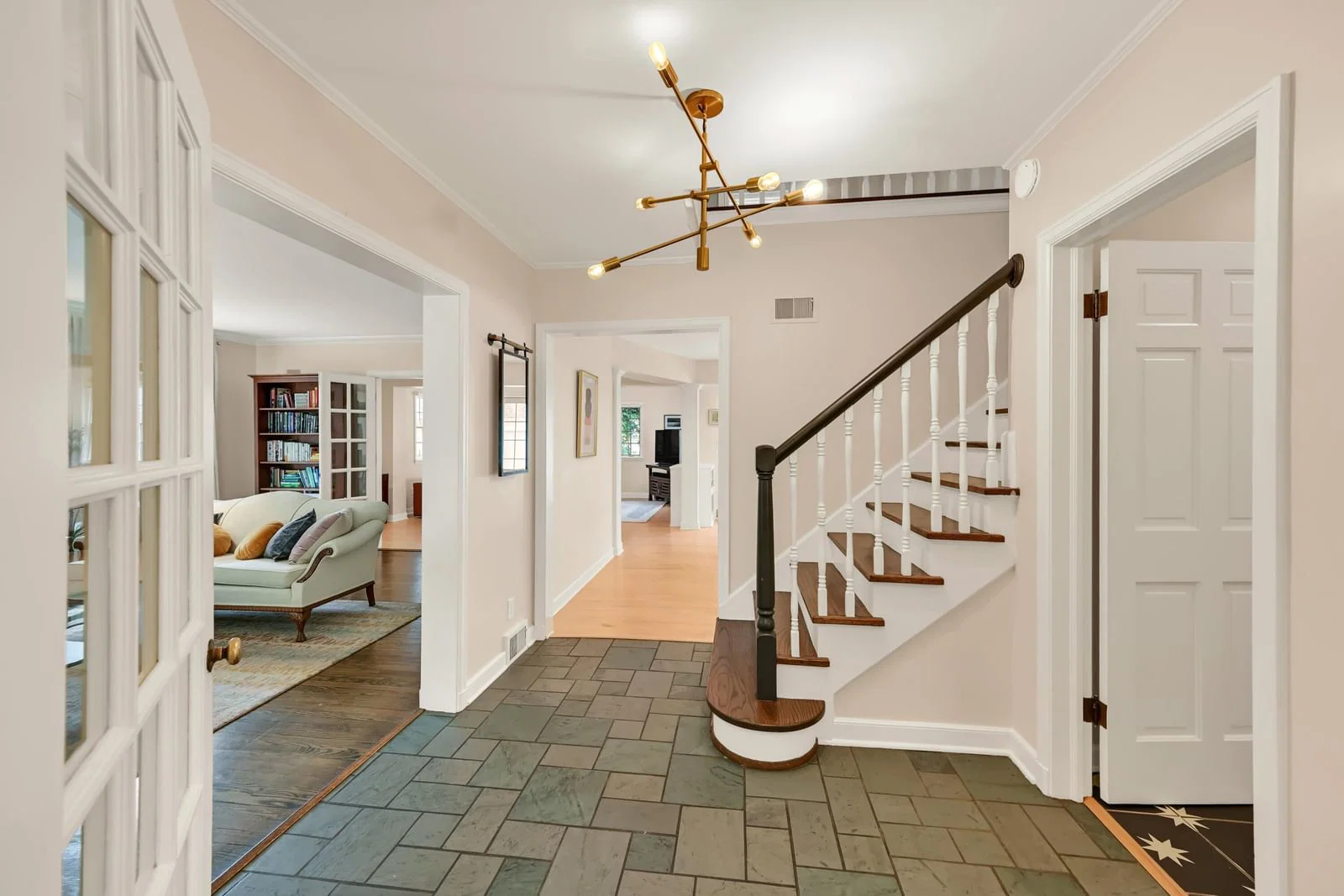 9519 Harding Blvd, Wauwatosa, WI 53226 3