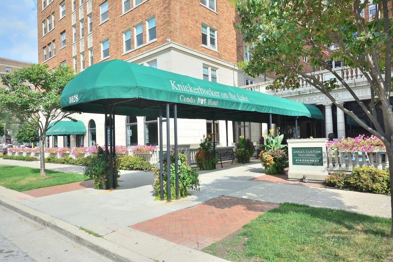1028 Juneau, Milwaukee, WI 53202