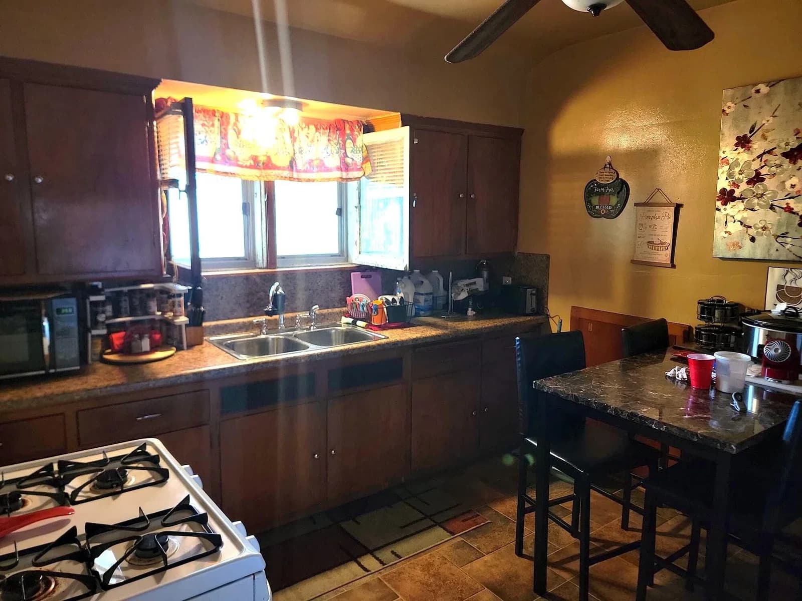3880 44th, Milwaukee, WI 53216
