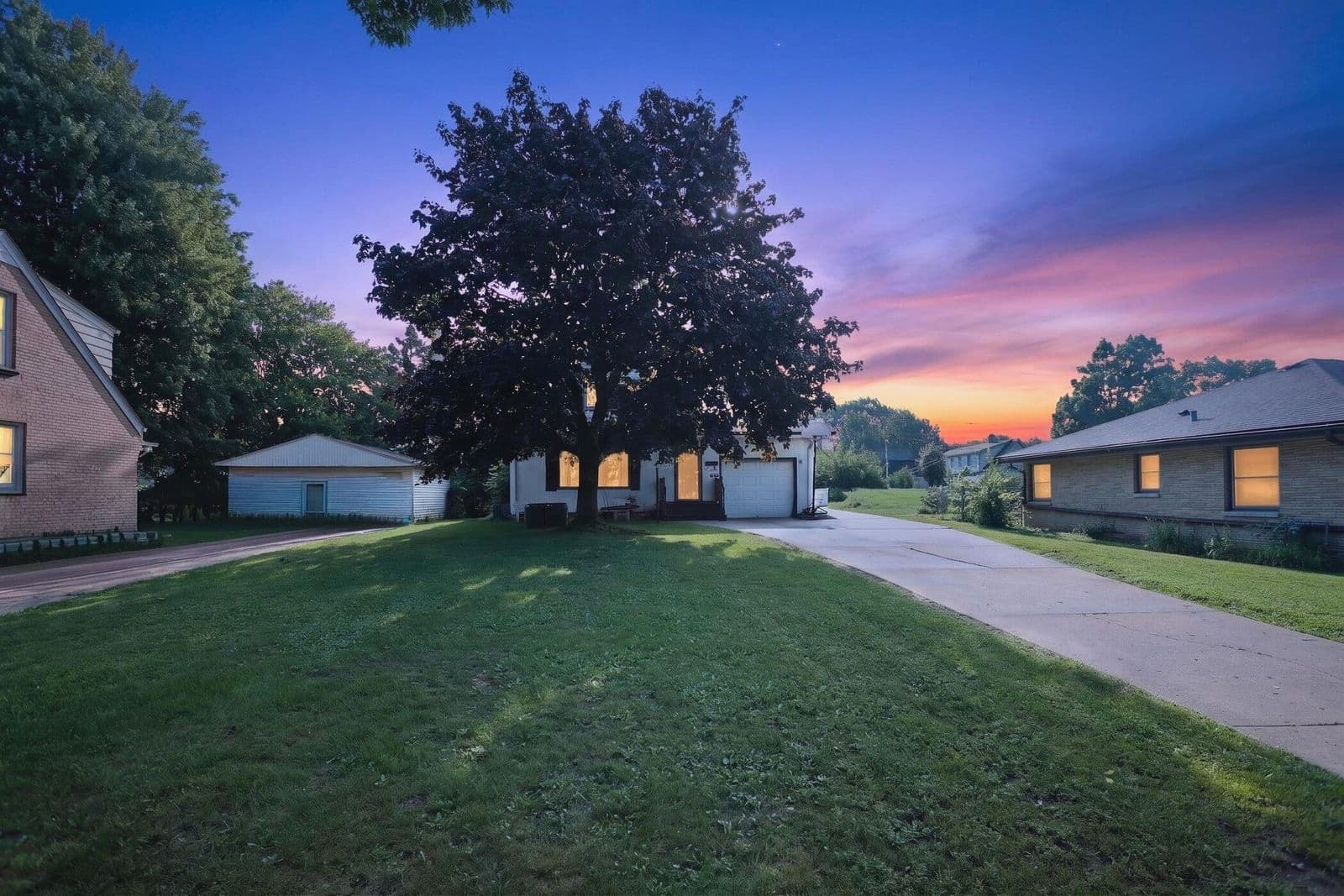 2738 72nd, West Allis, WI 53219