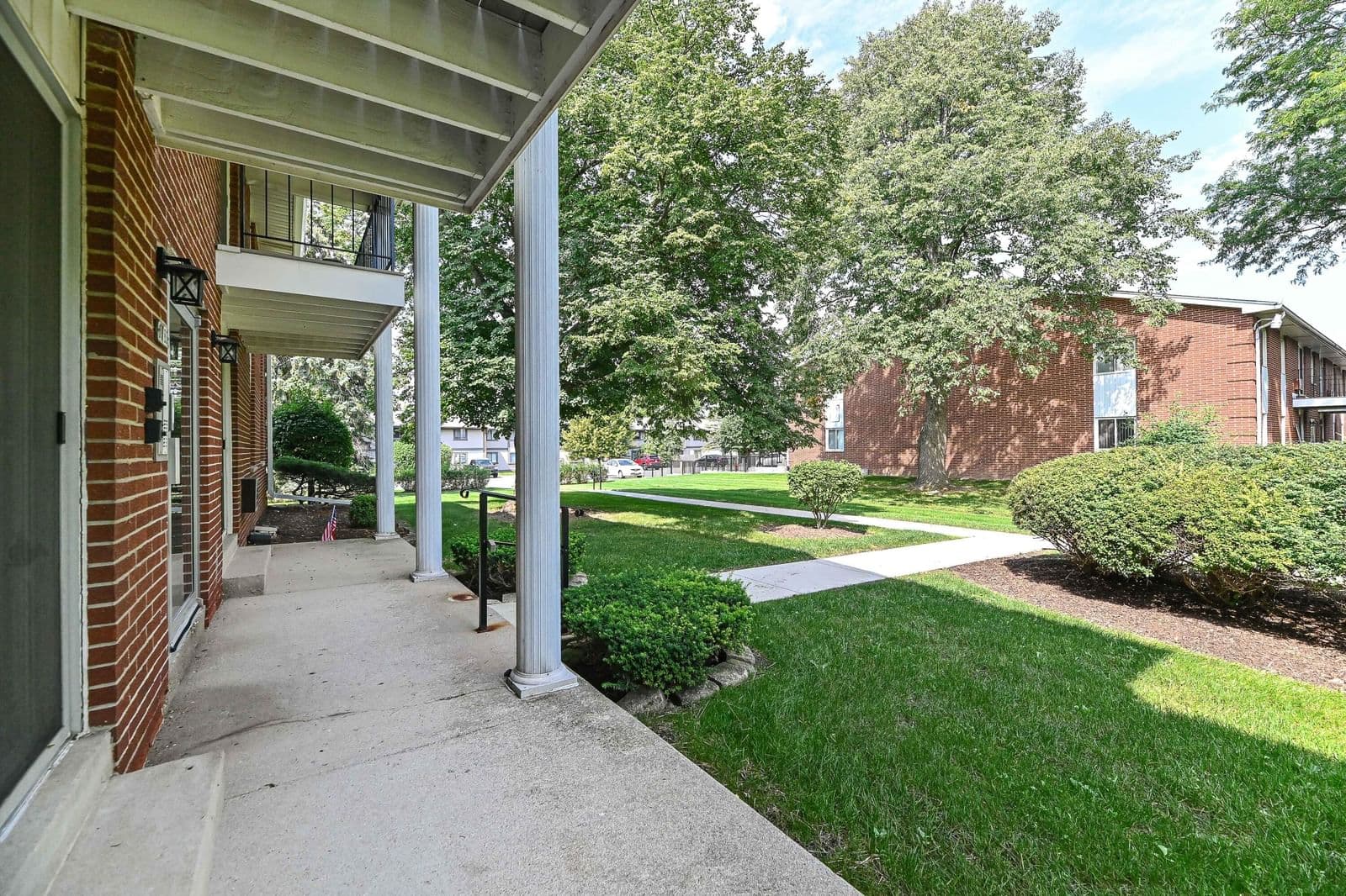 6183 Howard 2