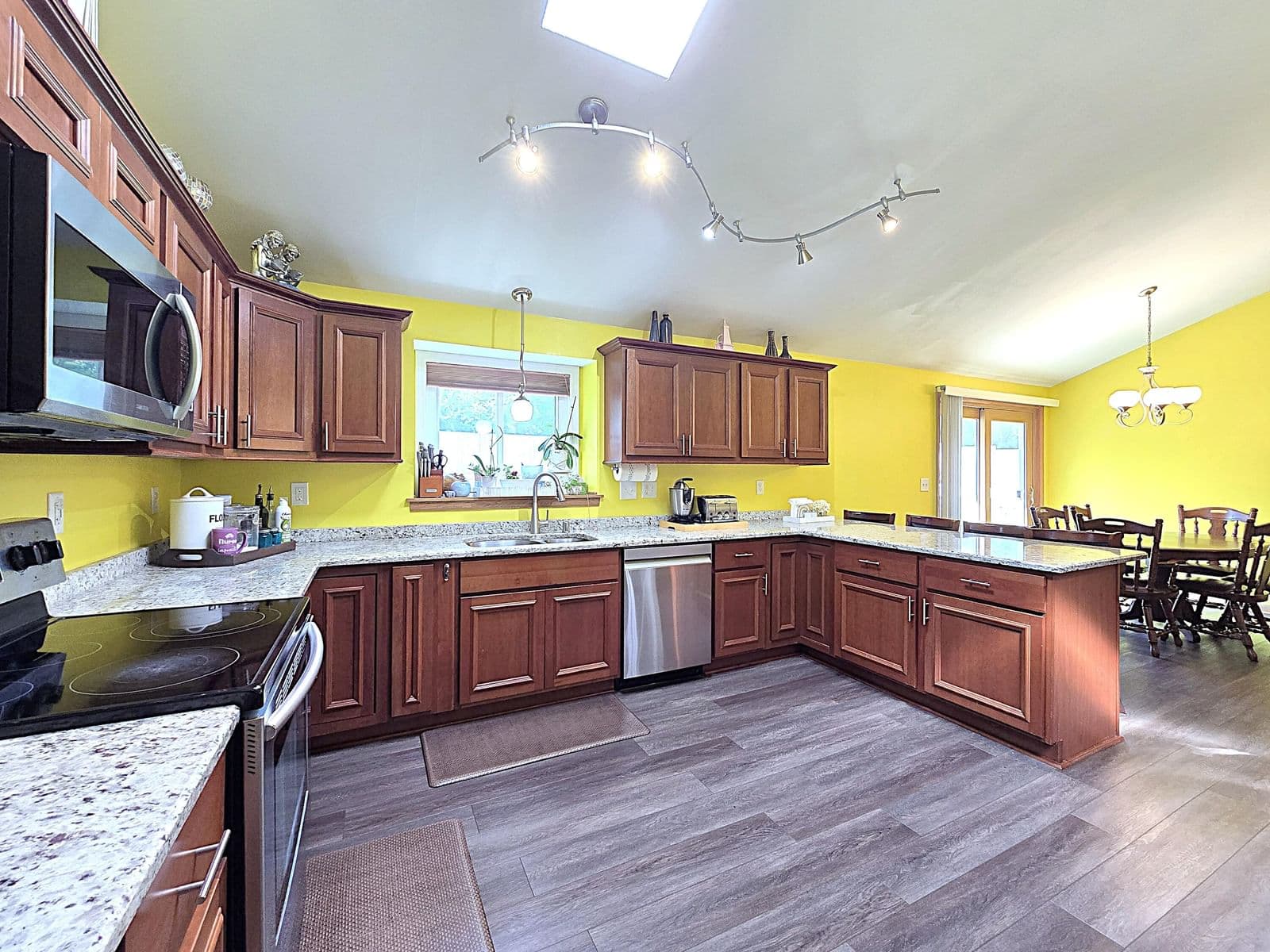 9201 County Line 2