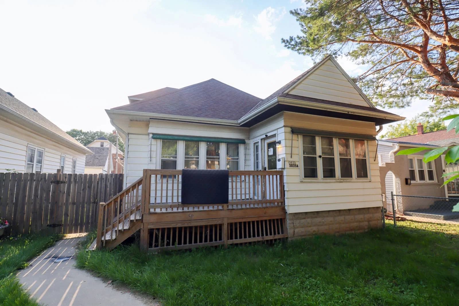 3035 52nd, Milwaukee, WI 53210