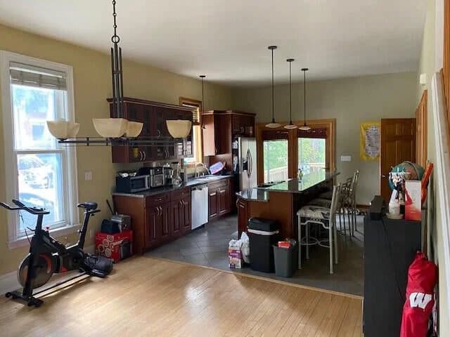 1501 Cass 4