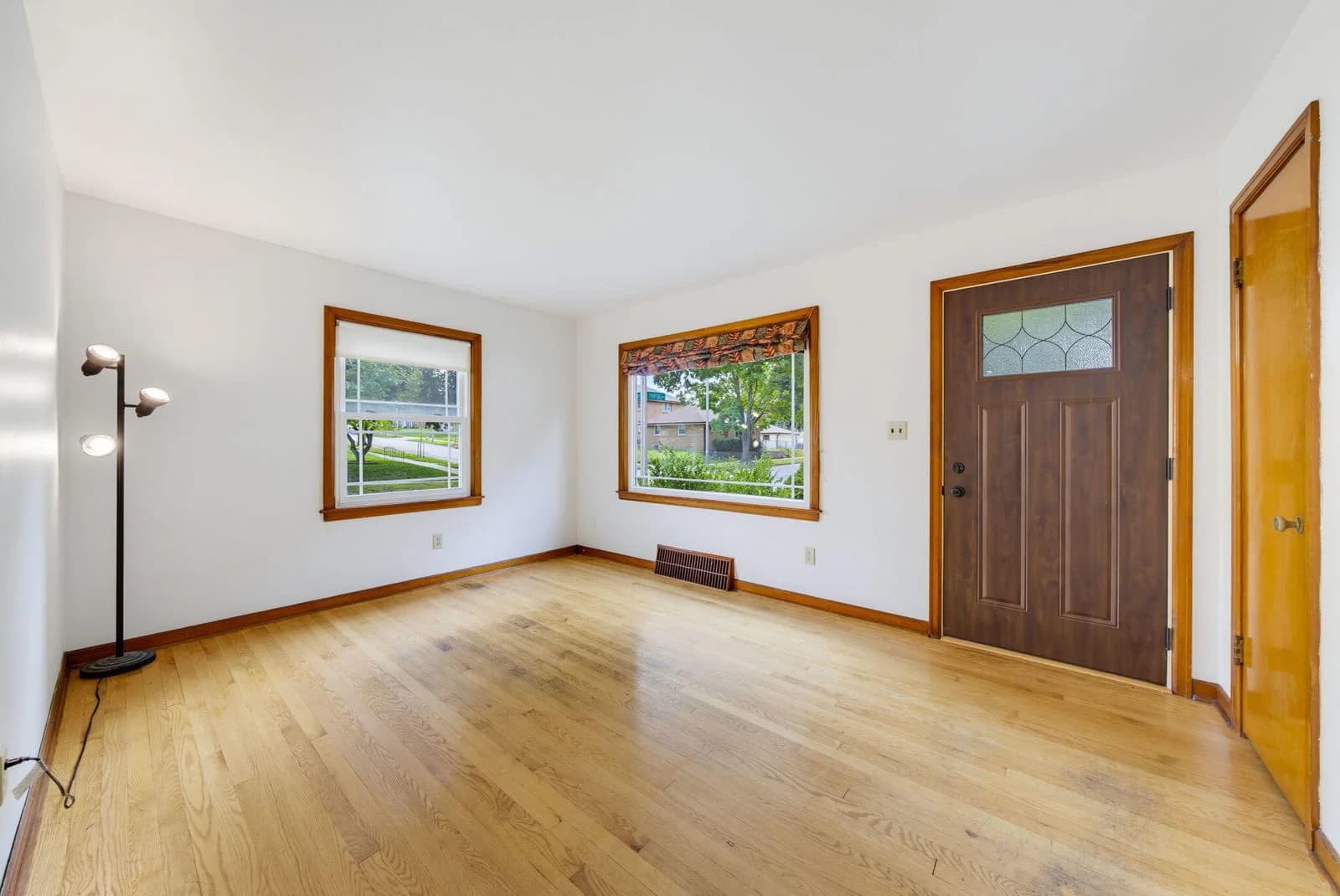 3832 Herman St 4