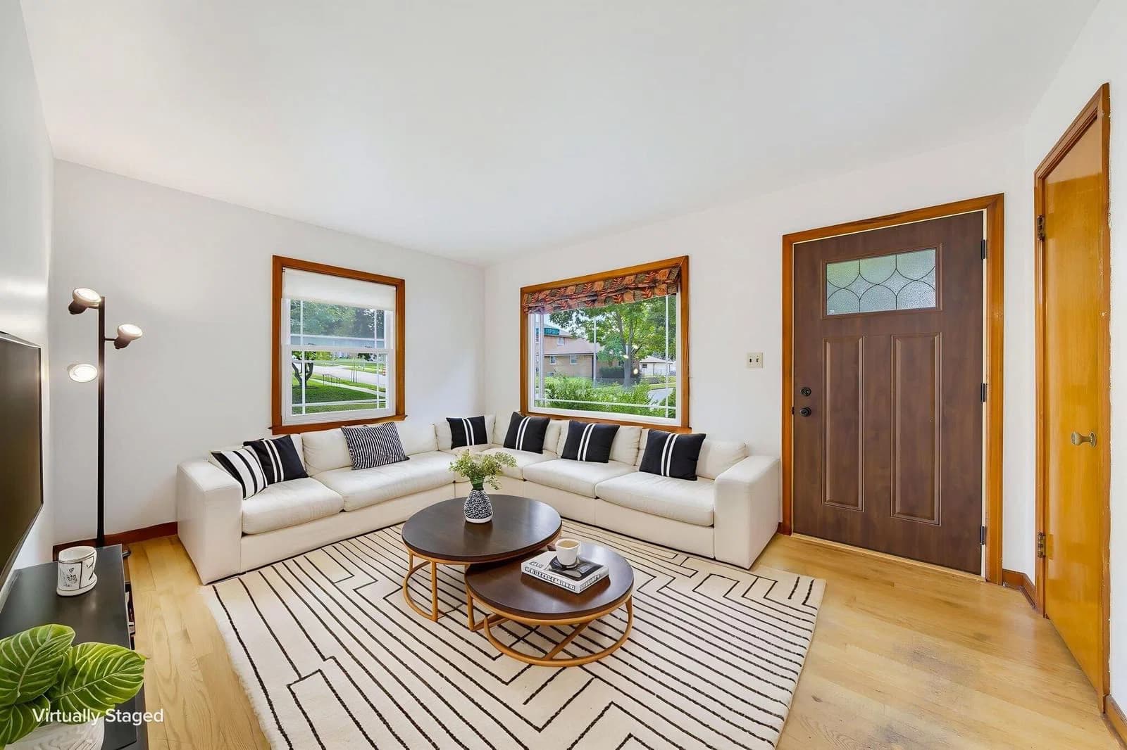 3832 Herman St 5