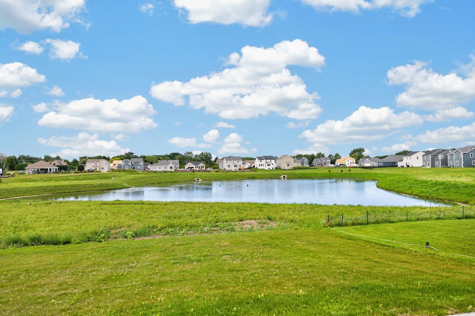 9391 Parkside Ln, Franklin, WI 53132 3
