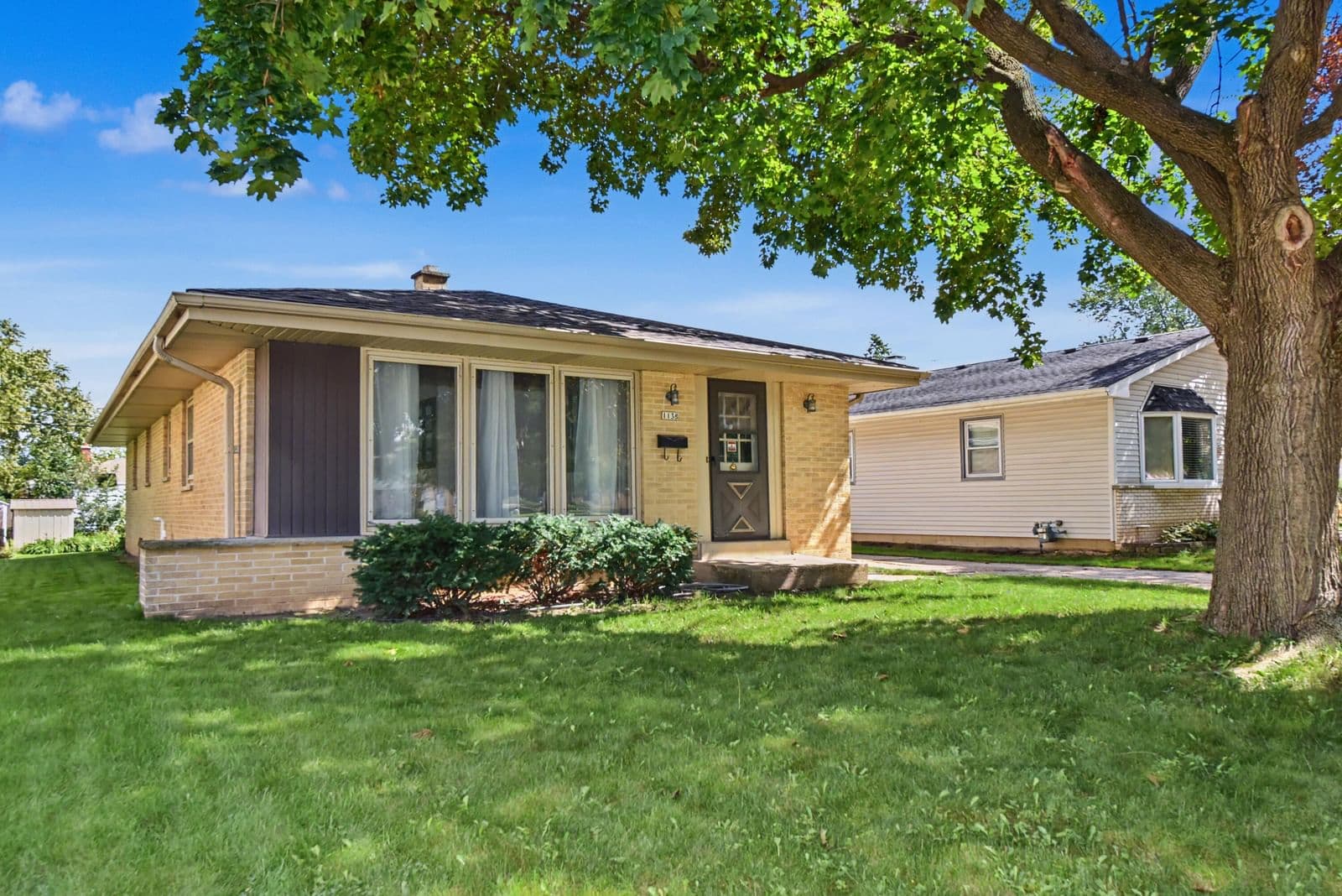 1138 120th St, West Allis, WI 53214