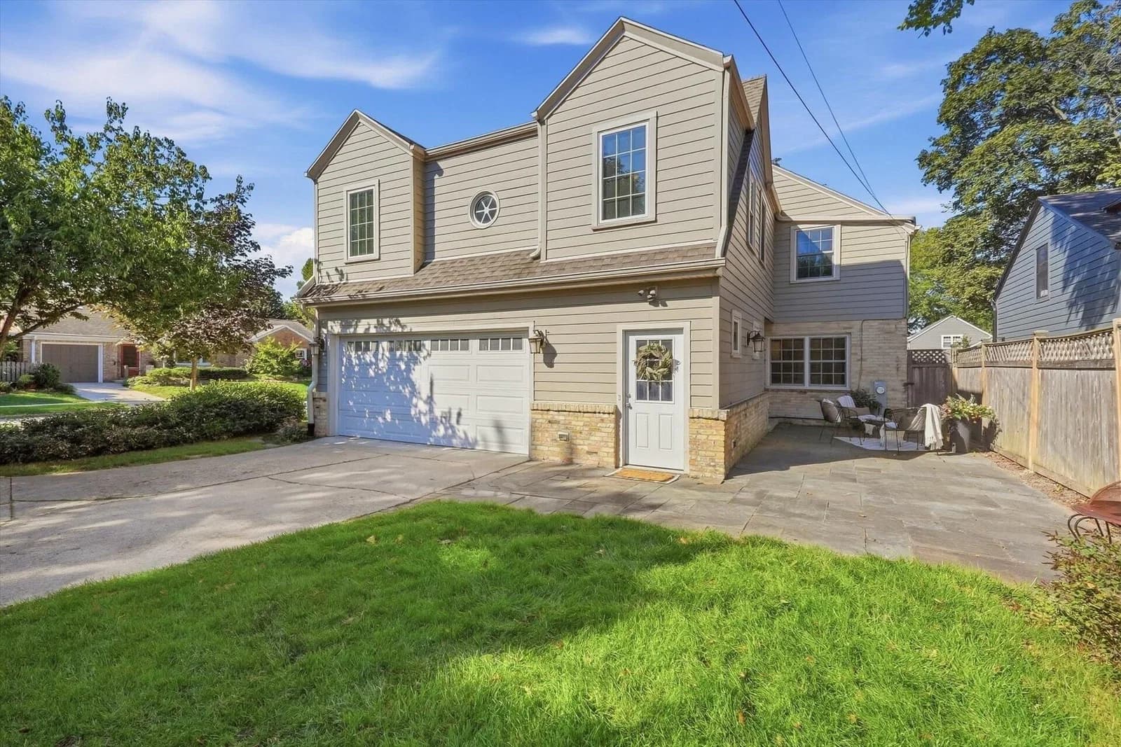 2604 89th St, Wauwatosa, WI 53226 2