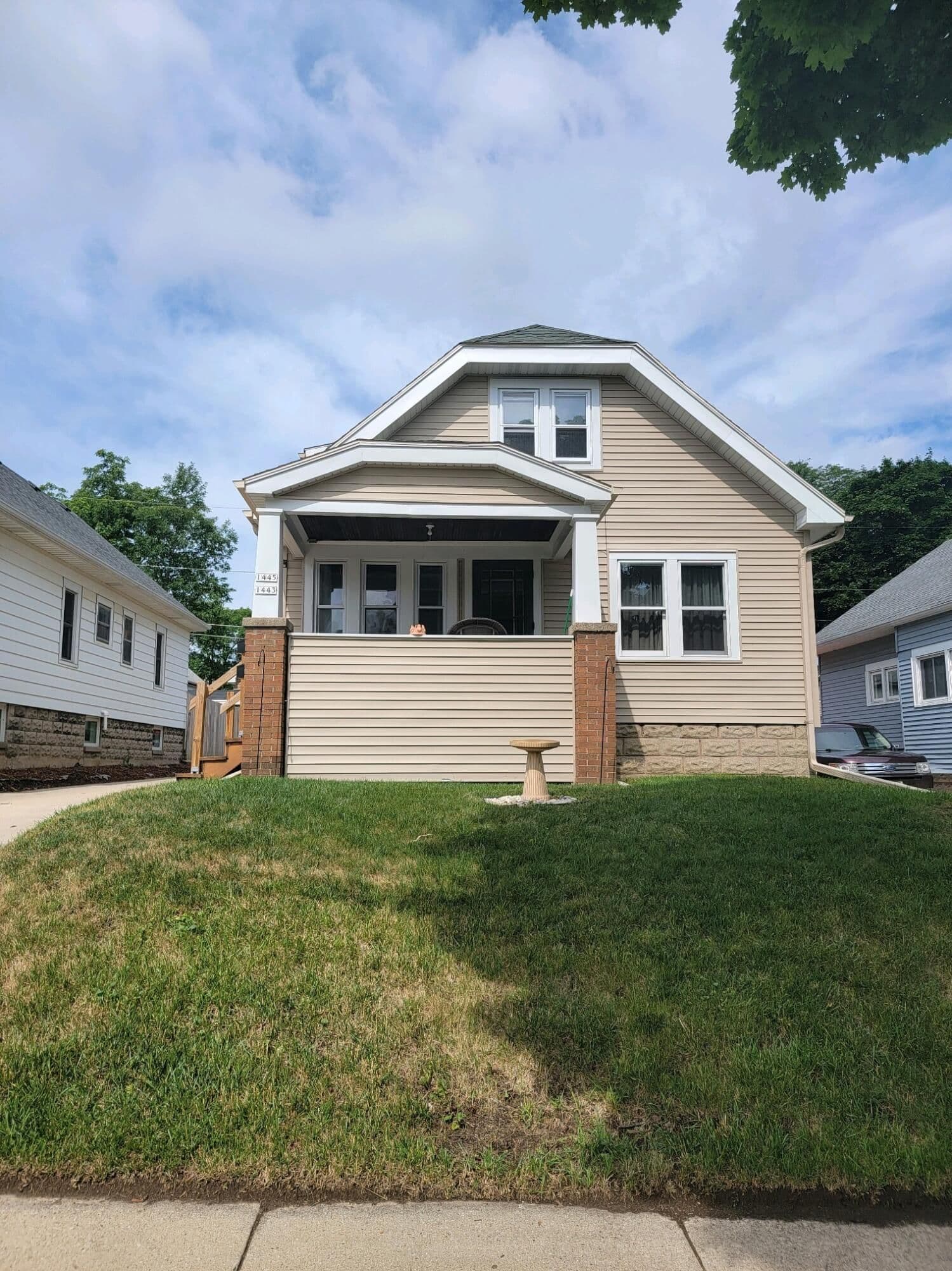 1443 86th St, West Allis, WI 53214 2