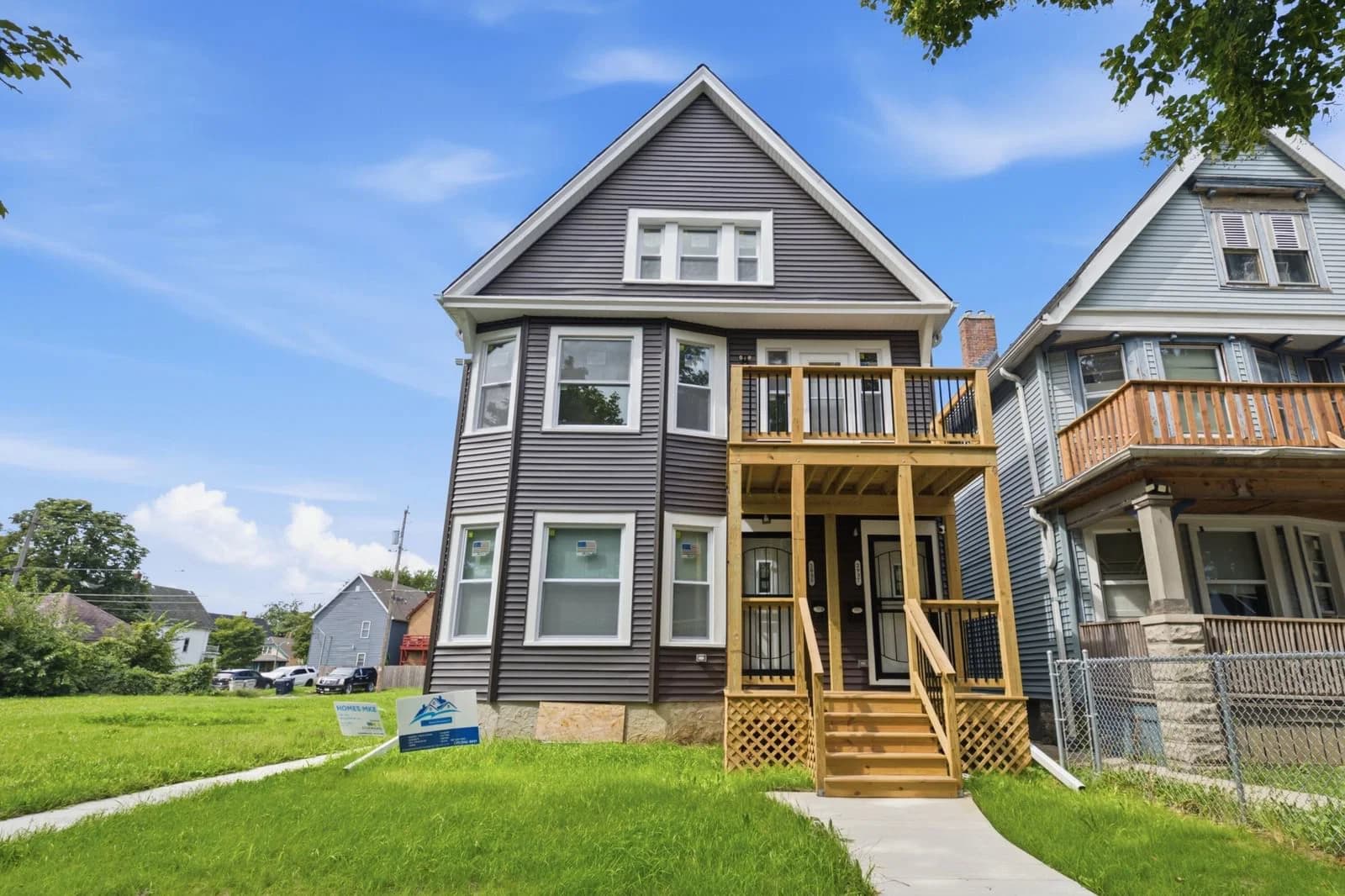 2935 28th St, Milwaukee, WI 53210