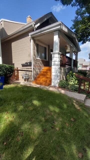 3253 8th St, Milwaukee, WI 53215 3