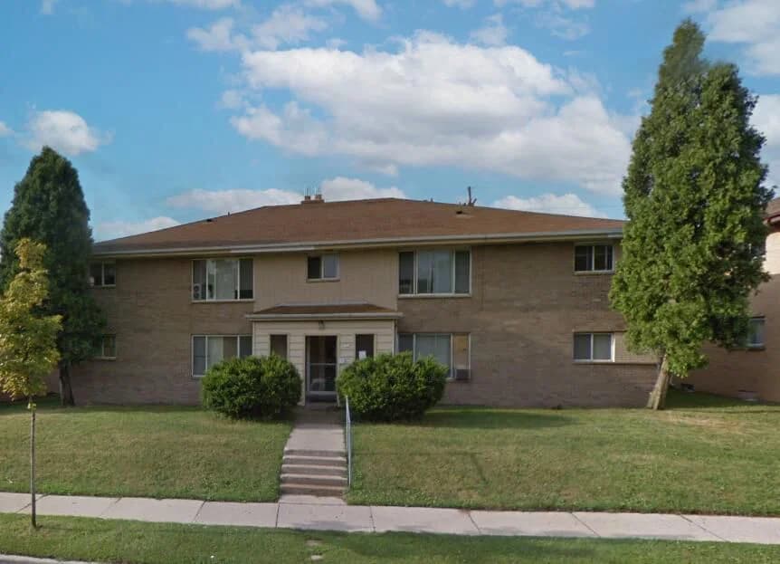 7711 Hampton Ave, Milwaukee, WI 53218
