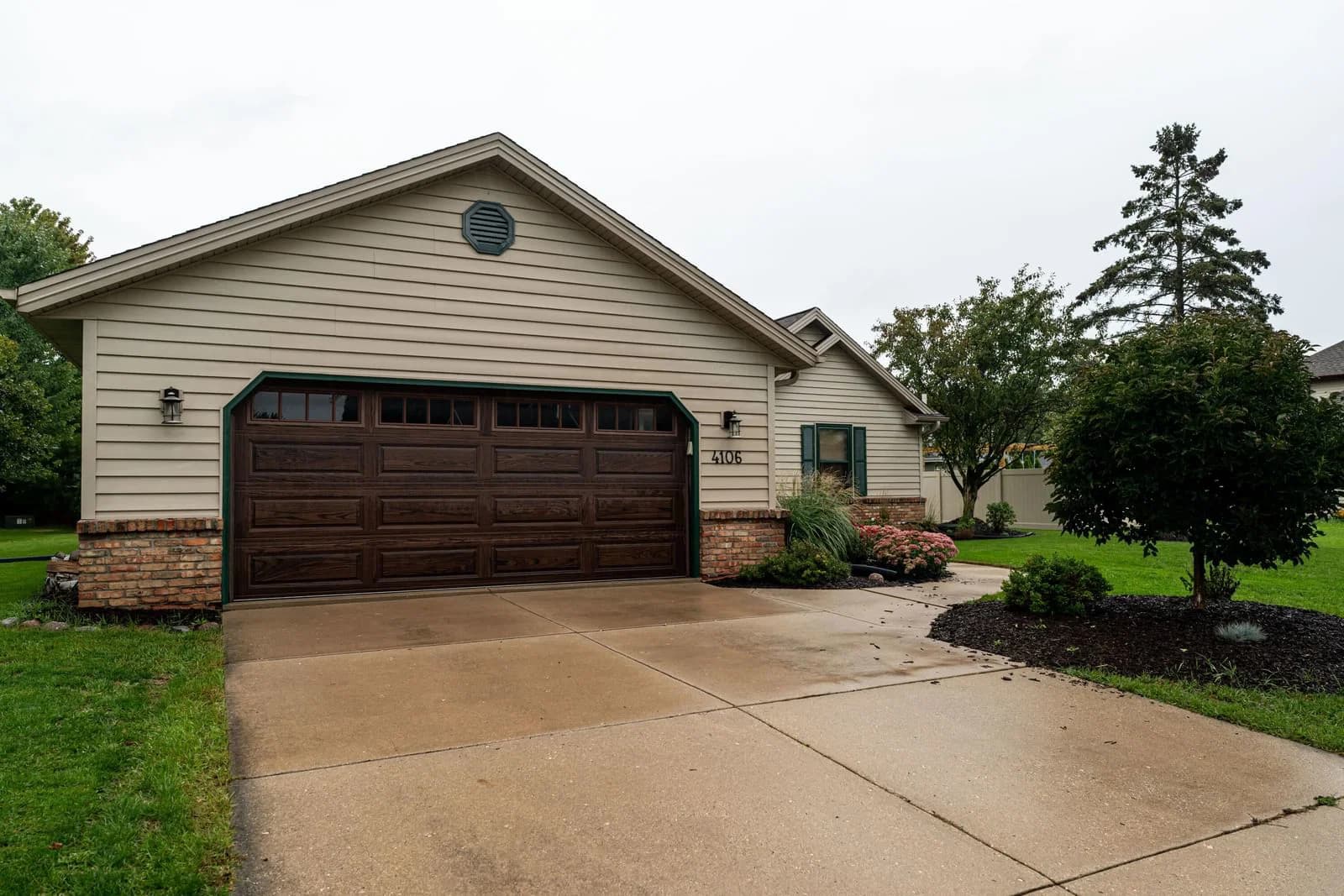 4106 Southwood Dr, Franklin, WI 53132 2