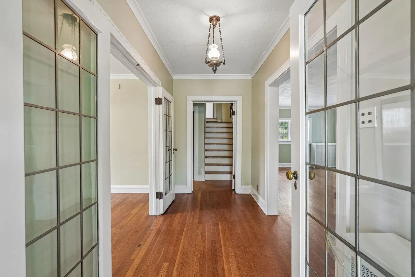 3424 Summit Ave, Milwaukee, WI 53211 2