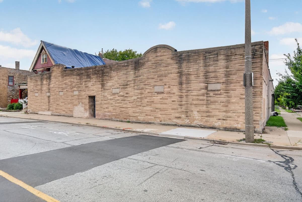 1829 Center St, Milwaukee, WI 53206