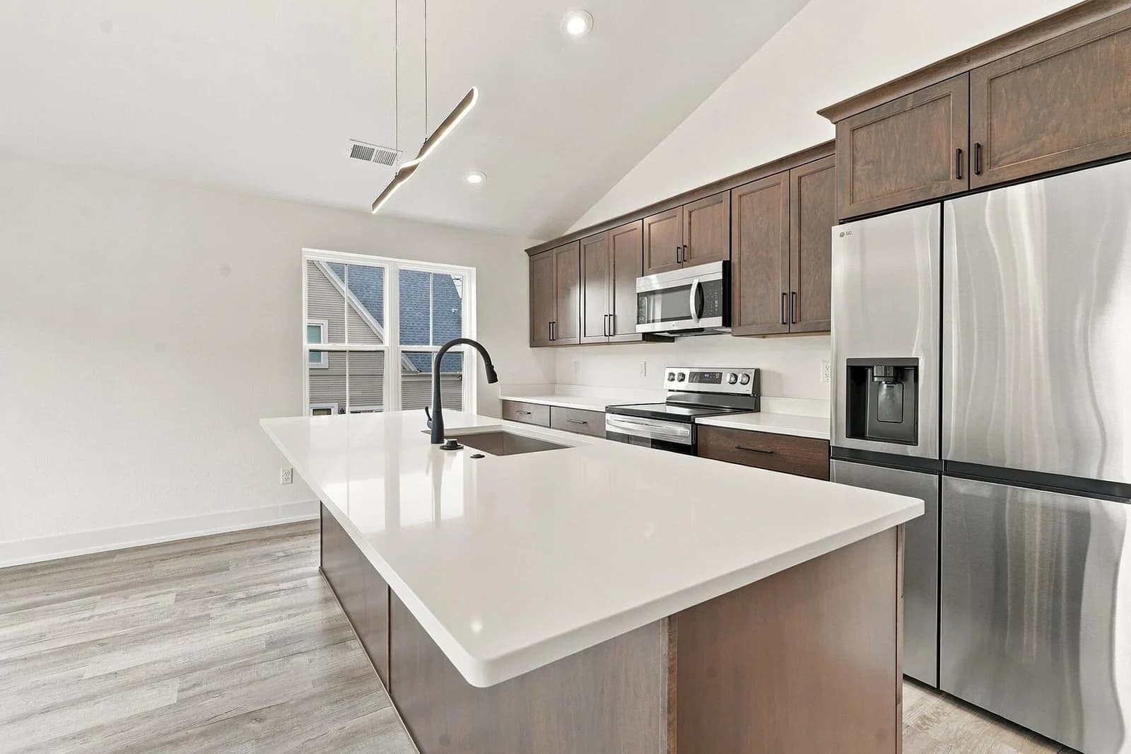228 Brown St, Milwaukee, WI 53212 3