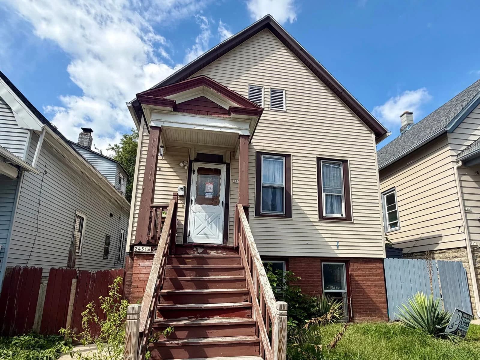 2451 11th St, Milwaukee, WI 53215