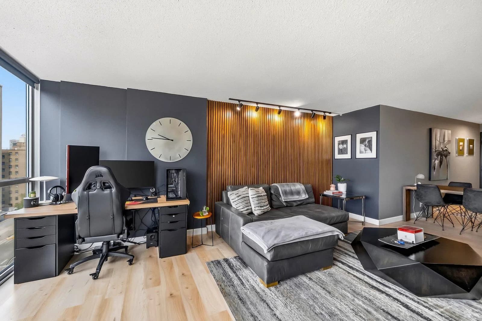 1660 Prospect Ave 4