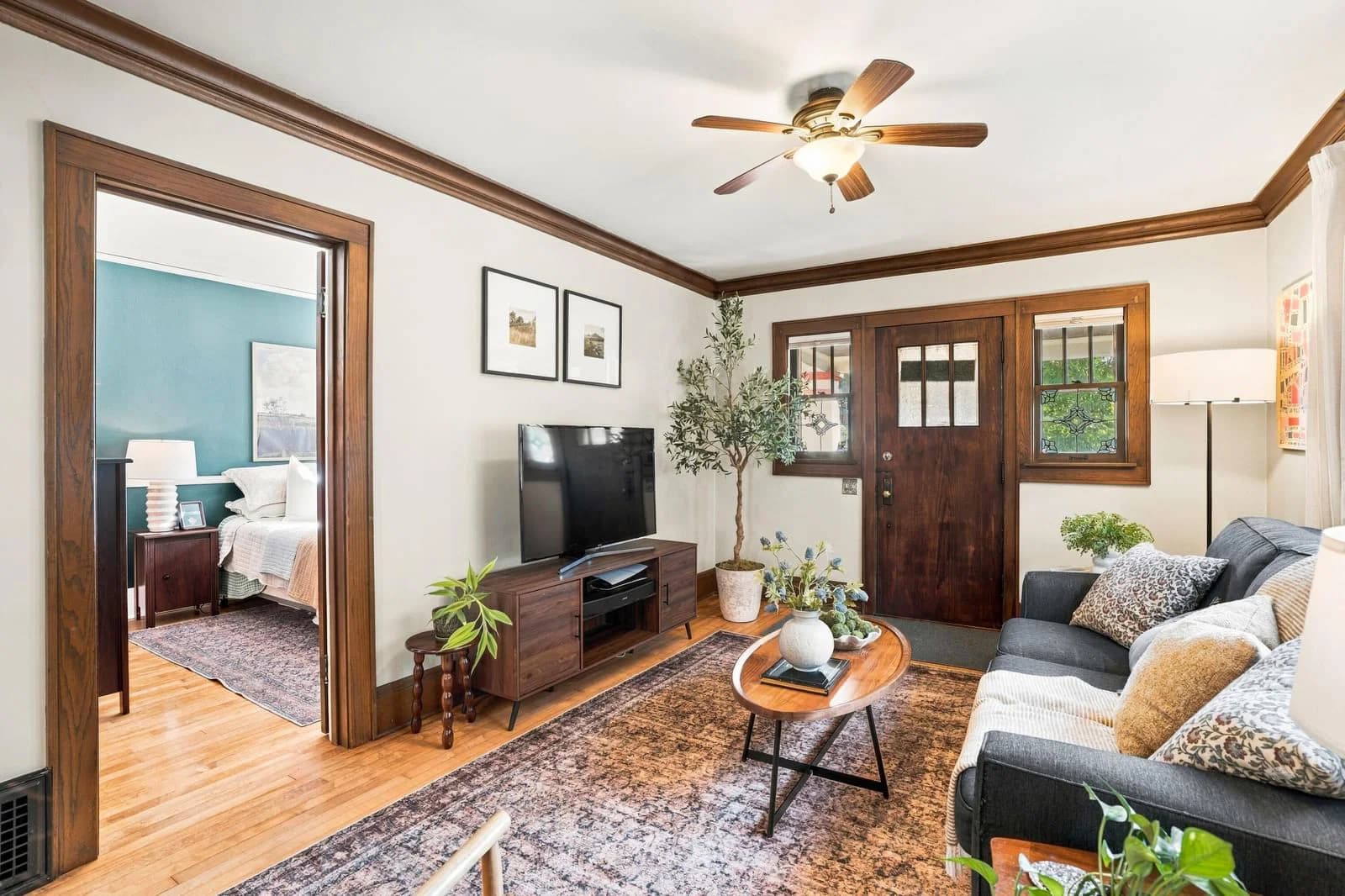 2967 Herman St 4