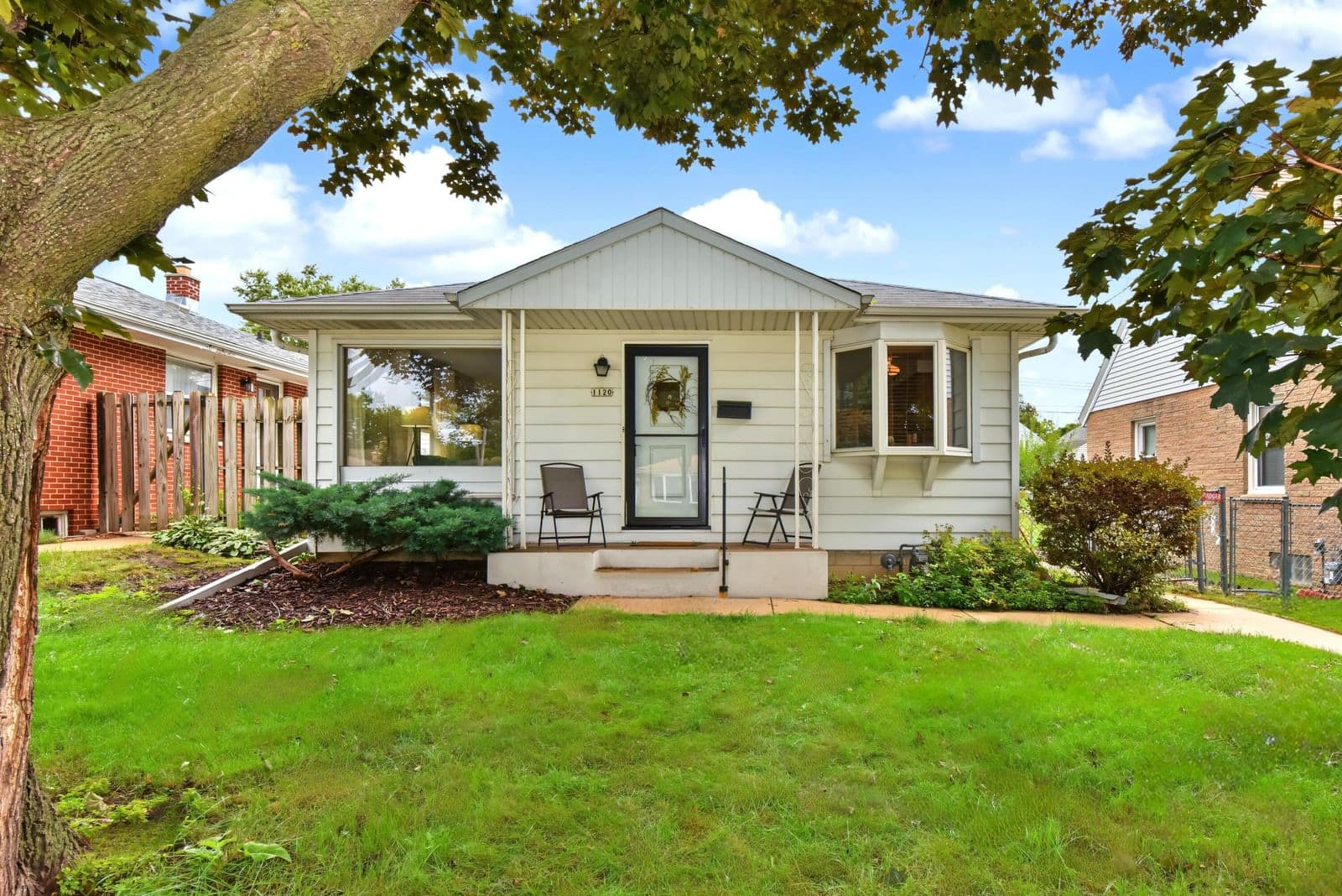 1120 102nd St, West Allis, WI 53214