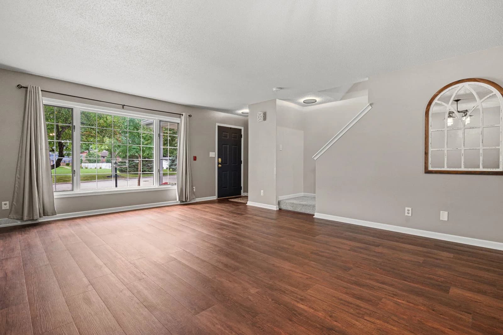 10210 Whitnall Edge Cir, Franklin, WI 53132 3