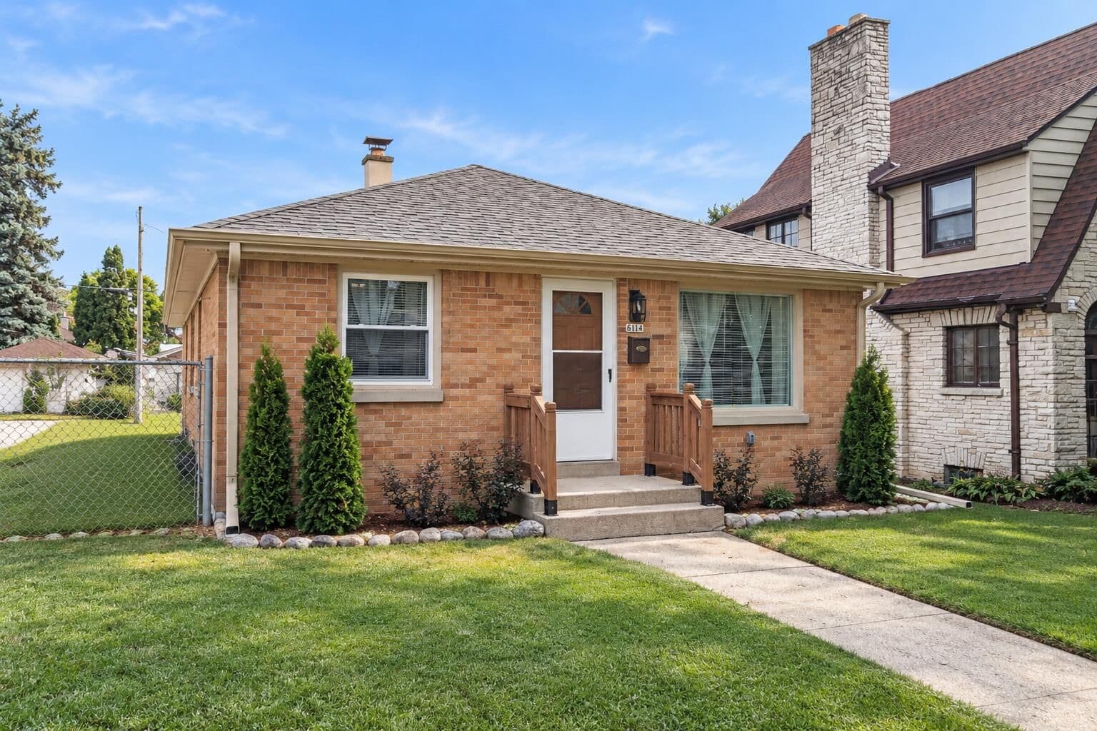 6114 Leon Ter, Milwaukee, WI 53218 3