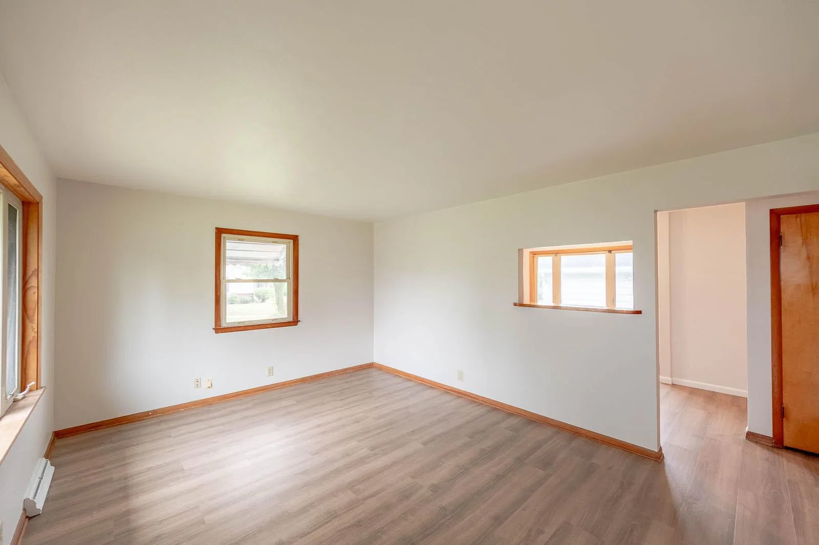 2301 Alvina Ave, Milwaukee, WI 53221 3