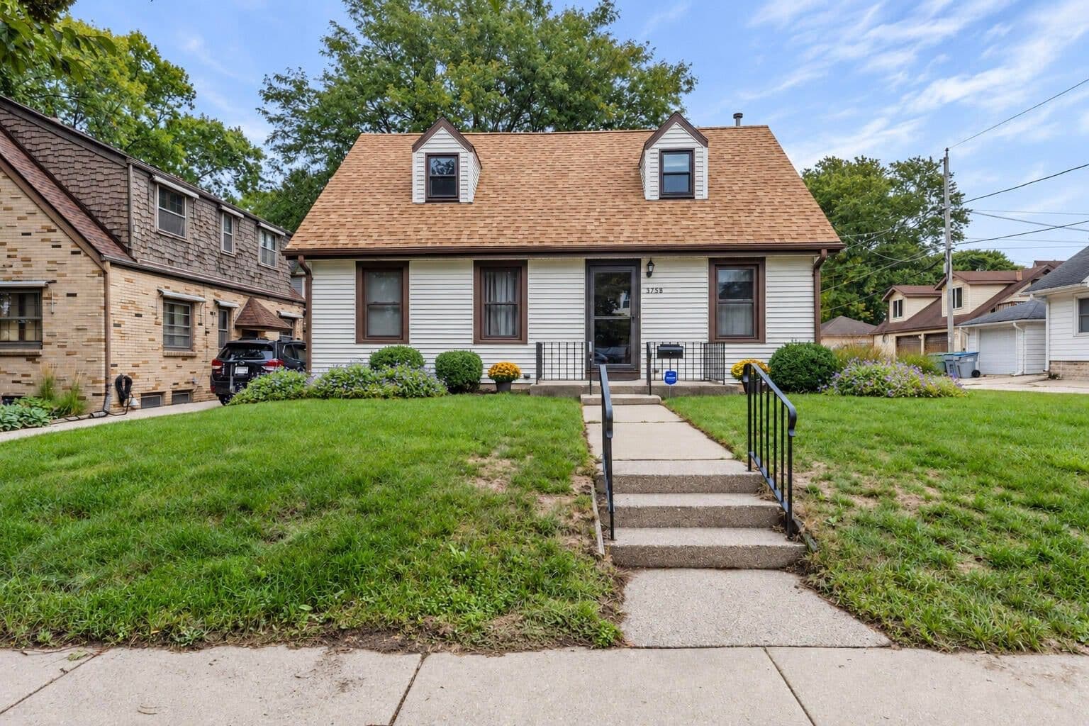 3758 3rd St, Milwaukee, WI 53207