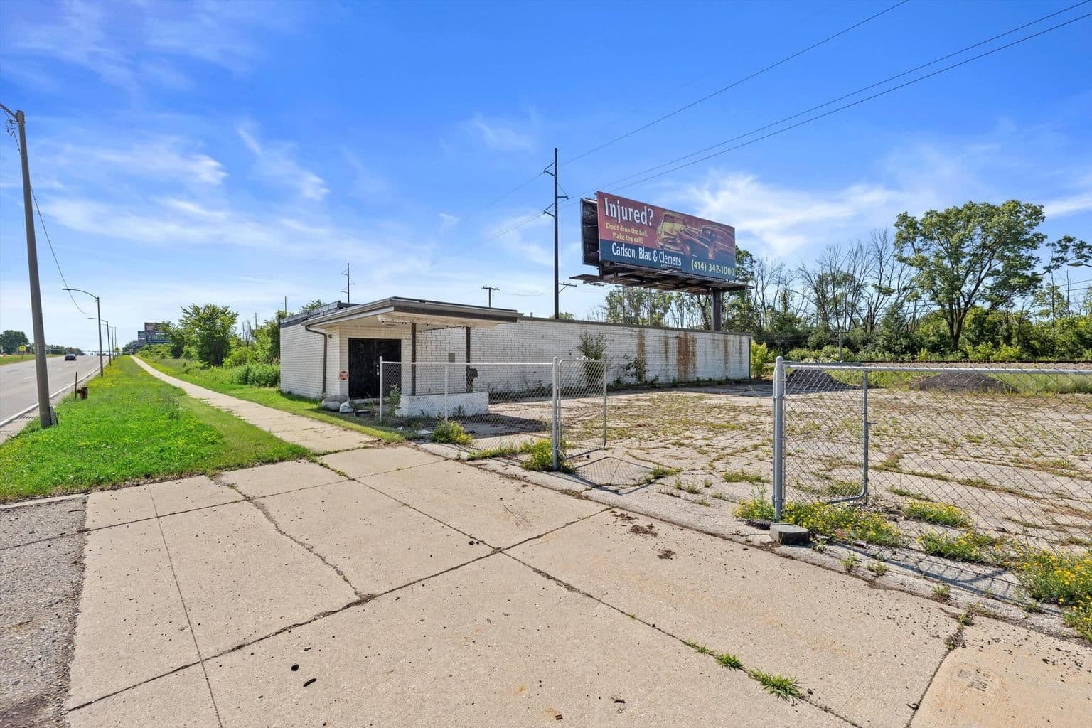 9903 Brown Deer Rd, Milwaukee, WI 53224 3