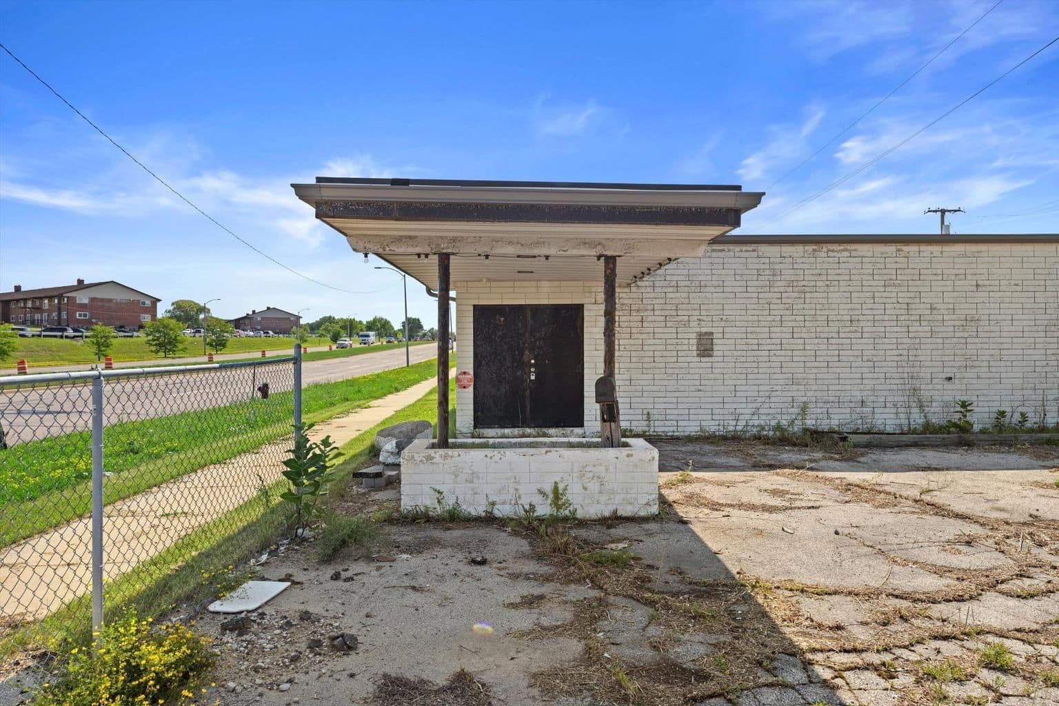 9903 Brown Deer Rd, Milwaukee, WI 53224 2