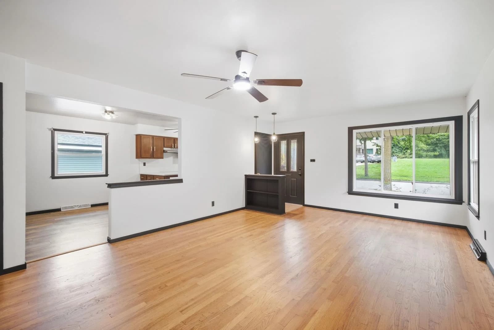 6500 52nd St, Milwaukee, WI 53223 2