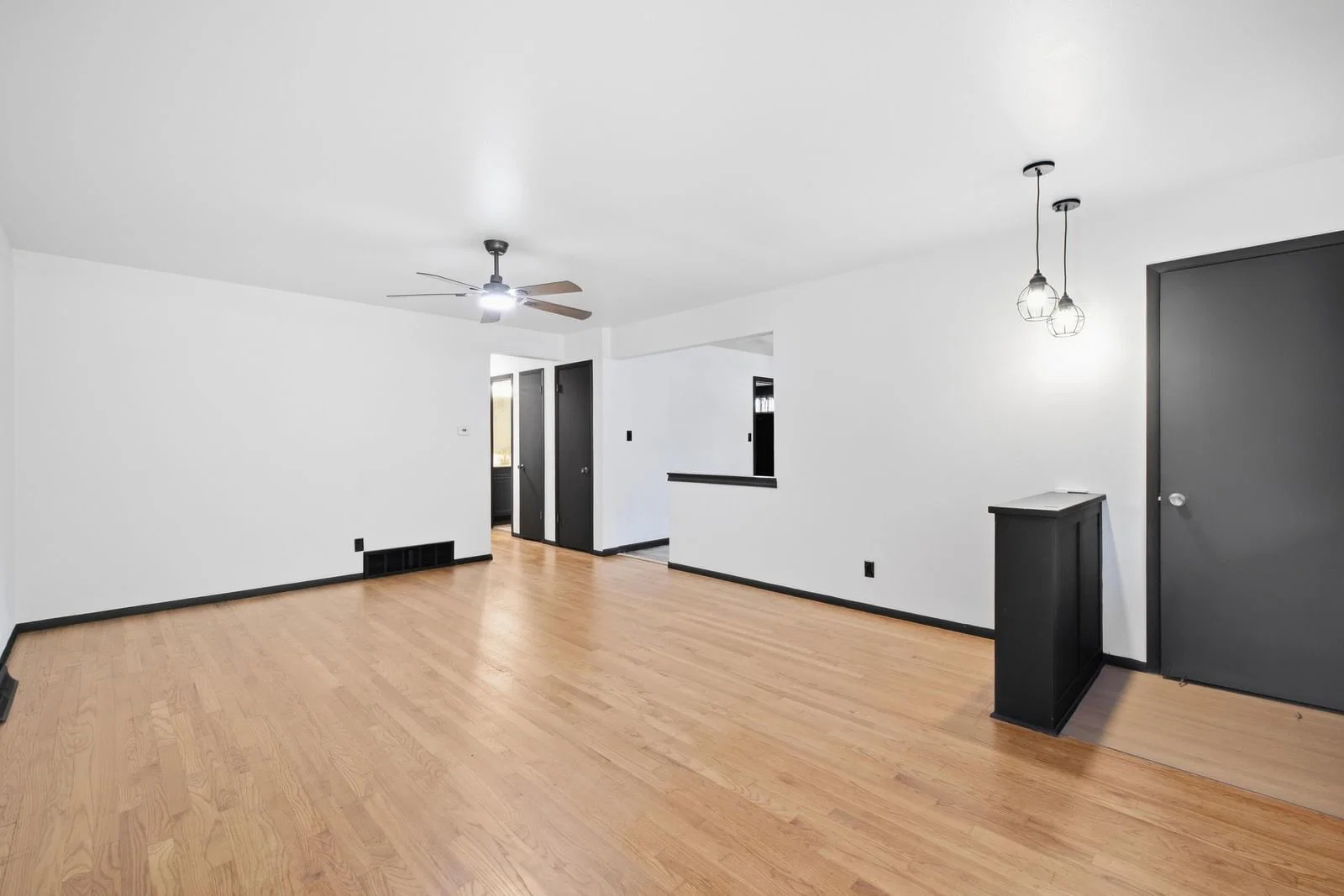 6500 52nd St, Milwaukee, WI 53223 3
