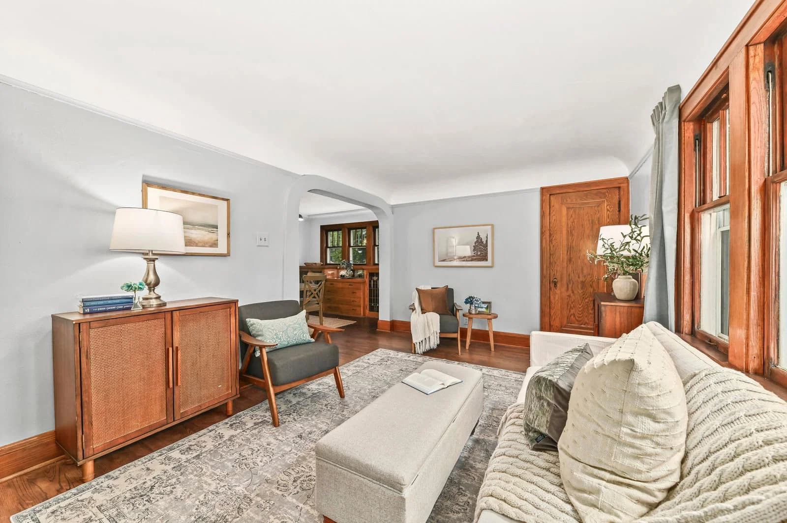 2477 69th St, Wauwatosa, WI 53213 3