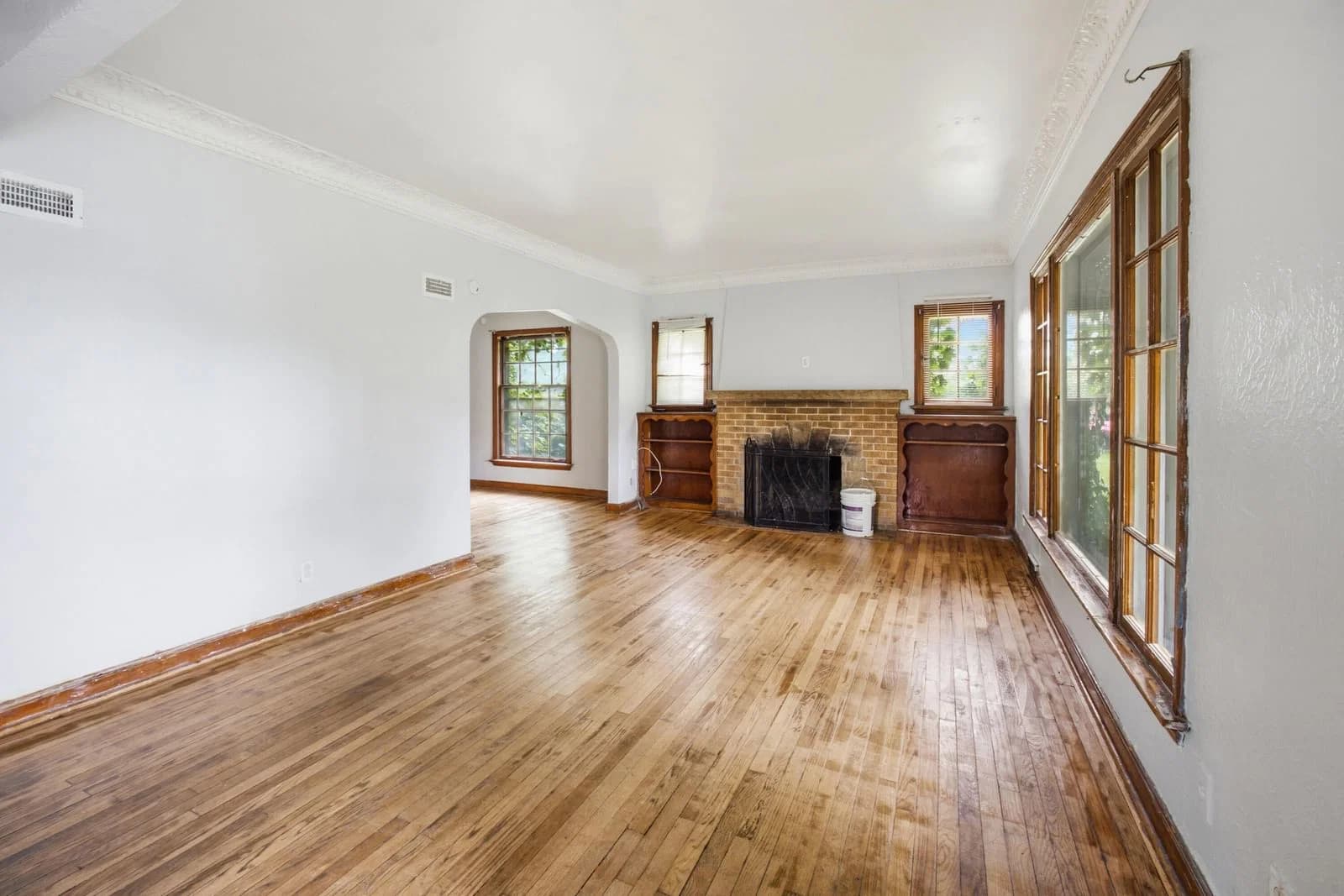 4023 46th St, Milwaukee, WI 53216 3