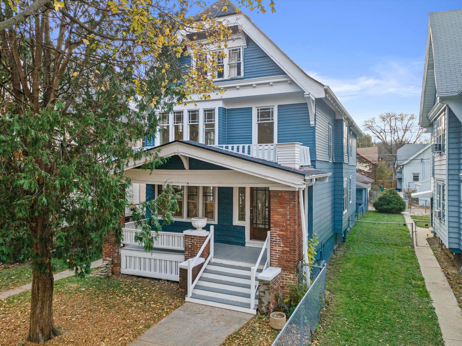 2761 39th St, Milwaukee, WI 53210