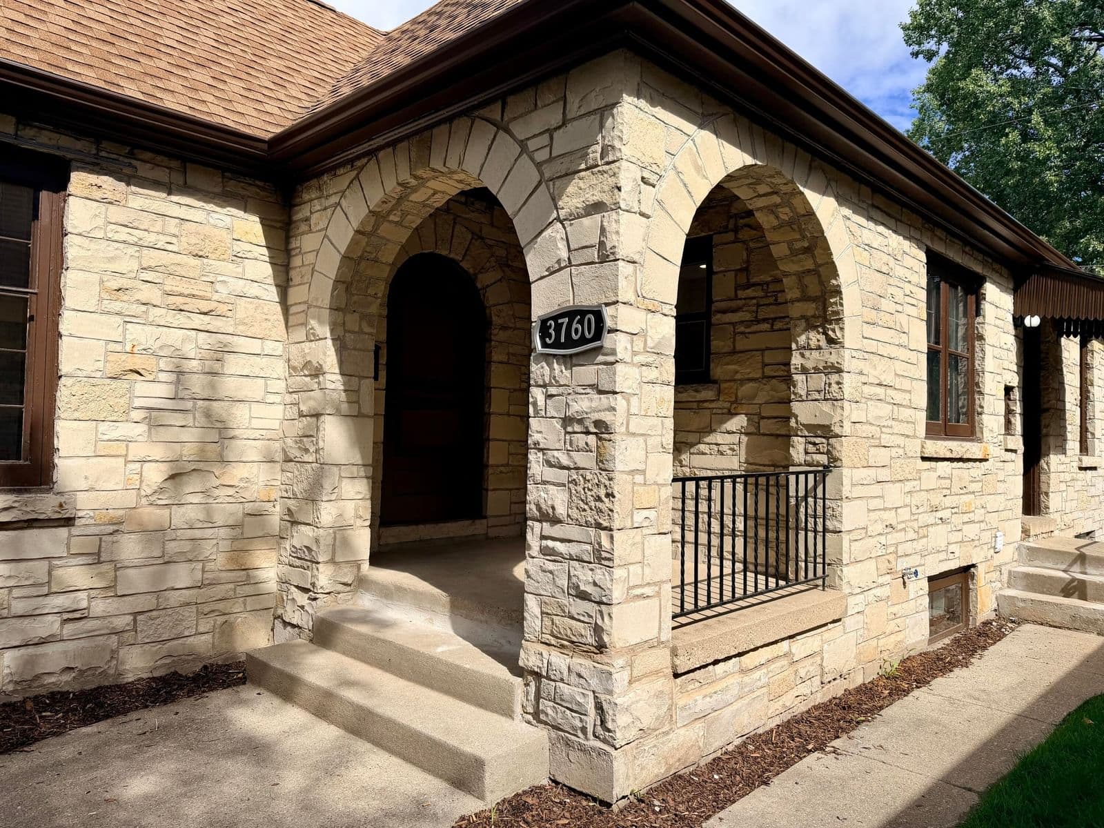 3760 42nd St, Milwaukee, WI 53216 2